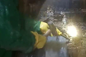 楚雄消防水池堵漏施工视频